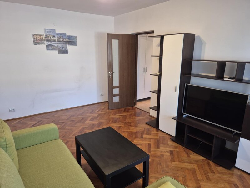 Colentina, Doamna Ghica Rond.